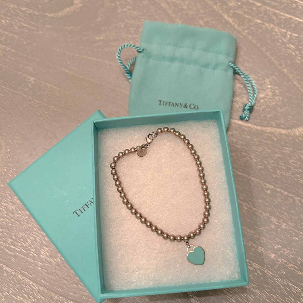 tiffany’s mini heart tag bead bracelet
